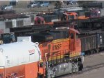 BNSF 5815 & 933501